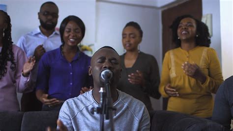 In the Presence of Jehovah by Geron Davis (Limitless Worship Cover) Chords - Chordify