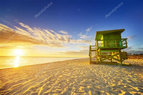 Miami South Beach sunrise — Stock Photo © ventdusud #53073807