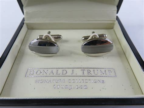 Donald Trump Signature Collection Oval Stripe Cufflin… - Gem