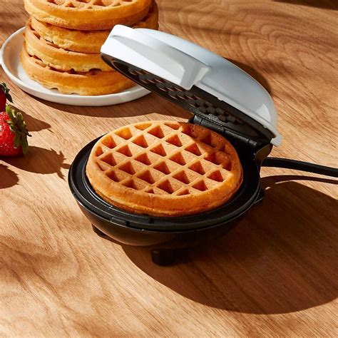 Mini Waffle Maker - PacknRun