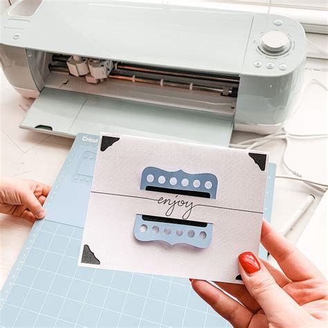 A Newbie's Guide to the Cricut Explore Air 2 | Product Review