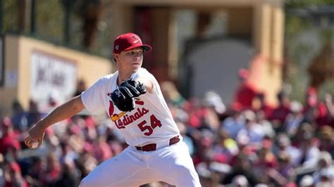 Cardinals' All-Star right-hander Sonny Gray leaves game with hamstring ...