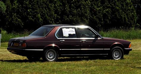 E23 BMW 745i in Burgundy Red. This is mine and it's for sale. More info in Dutch on 525e.nl Bmw ...