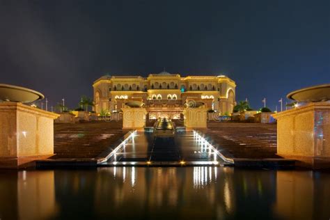 Emirates Palace Hotel stock image. Image of gulf, east - 9012069