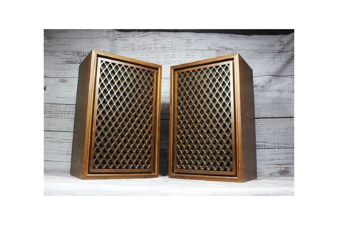 Pair of Vintage Sansui Sp-30 2 Way Speaker System Bookshelf Speakers ...