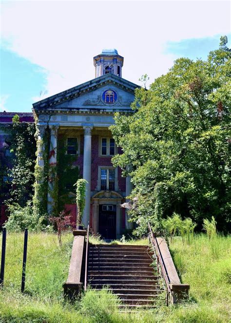 Preserving the dark history of Central State Hospital – Bobcat Multimedia