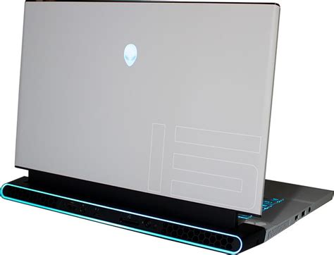 Alienware m15 R3 Review: A Quieter, Powerful Gaming Laptop | HotHardware