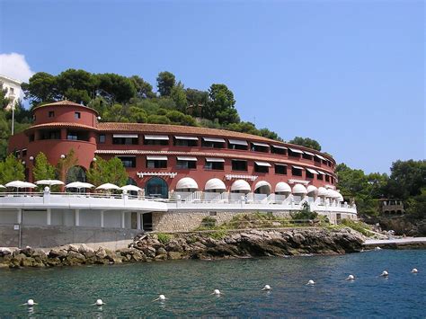 Monte-Carlo Beach - Wikipedia