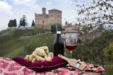 How to Plan a Trip to Piedmont Wine Region in Italy