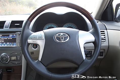 Facelifted Toyota Corolla Altis steering wheel