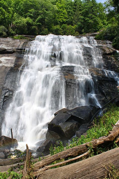 NC Waterfall Hikes: Rainbow Falls, NC