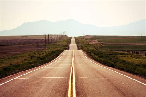 Fondos de pantalla : paisaje, colina, campo, la carretera, horizonte, autopista, infraestructura ...