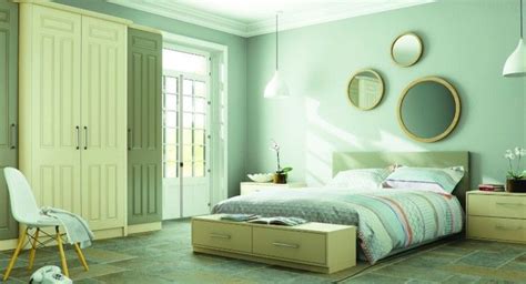 7 Room Design With Beautiful Mint Green For You To Sleep in 2020 | Mint green bedroom, Fitted ...