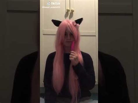 Tik Tok kawaii Chan cosplay - YouTube