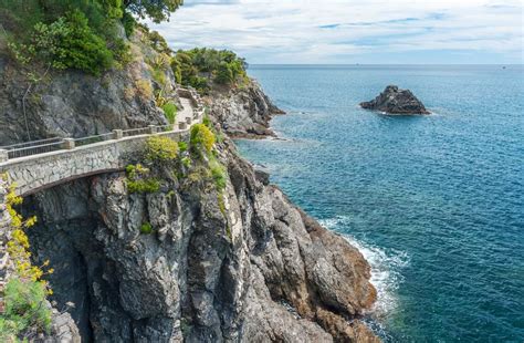 2022 Cinque Terre Hiking Trails - Parker Villas