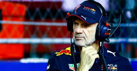 Adrian Newey reveals all on ‘very tempting’ Ferrari approaches : PlanetF1