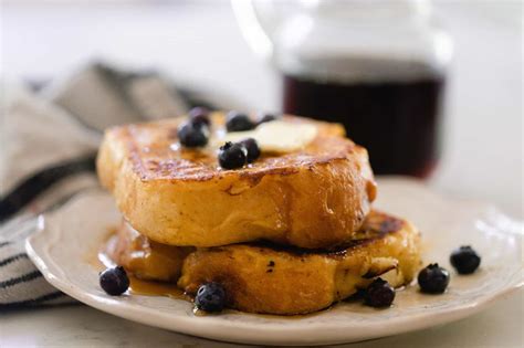 Brioche French Toast Recipe - Farmhouse on Boone