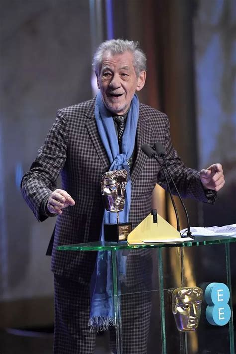 Sir Ian McKellen stumbles through BAFTA speech for Gollum actor Andy Serkis - Irish Mirror Online