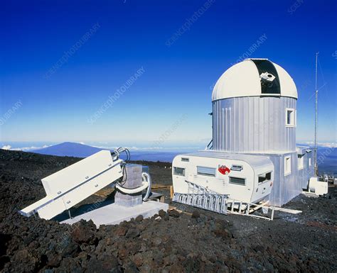 Solar instruments at Mauna Loa observatory, Hawaii - Stock Image - R130 ...