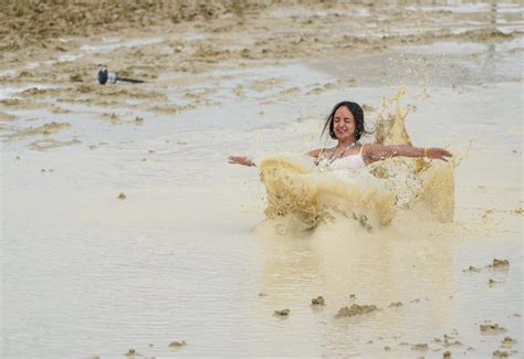 Burning Man: A soaked Saturday in Black Rock City - Vigilant Links