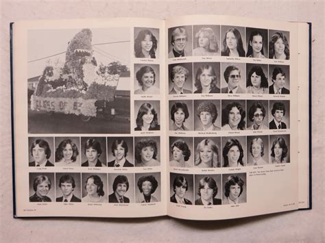 1982 WAYNE MEMORIAL HIGH SCHOOL YEARBOOK WAYNE MI MICHIGAN | eBay