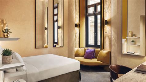 Luxury Rooms and Suites with private Terraces | Park Hyatt Milan