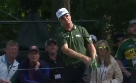 Charley Hoffman drains hole-in-one during final round of Masters (Video)