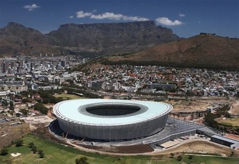 World Cup 2010: South Africa's Top 5 Stunning Green Stadiums