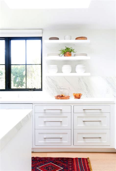 white marble kitchen // maggie pierson - Simplified BeeSimplified Bee