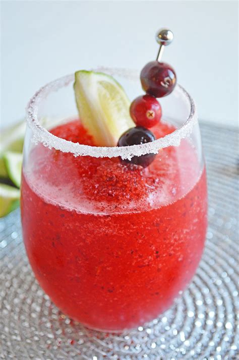 Frozen Cranberry Margarita Recipe - Give me a fork