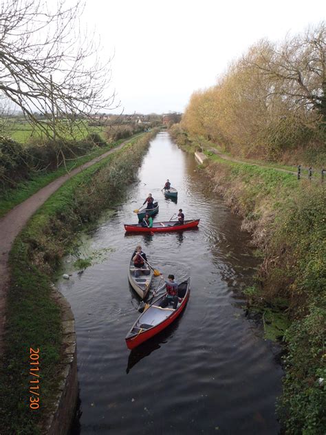 CHANNEL YOUR ADVENTURE: Canoeing on the Bridgwater Canal