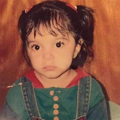 Kiara advani childhood picture | Kiara advani, Childhood pictures ...