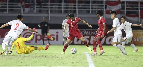 Qualifiers - Group F: Thrilling victory takes Indonesia through