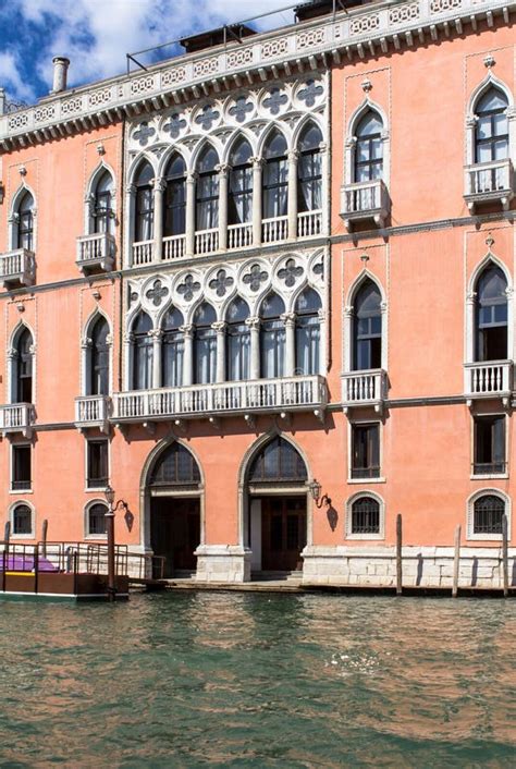 Palazzo Pisani Moretta, Venice, Italy Stock Photo - Image of exterior, historic: 111801588