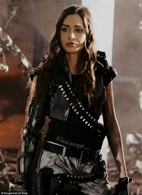 Raven Reyes Lindsey Morgan | The 100 raven, The 100 show, The 100 characters