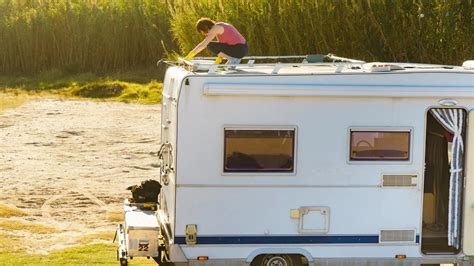 The Best RV Roof Cleaner – Reviews and Buying Guide - RTTO