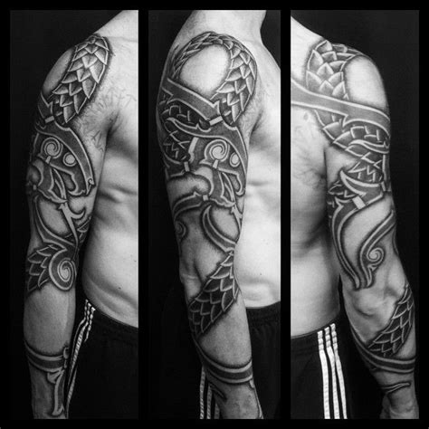 Peter Madsen on Instagram: “Wyrm of might on @donspowergym. If you want a proper nordic tattoo ...