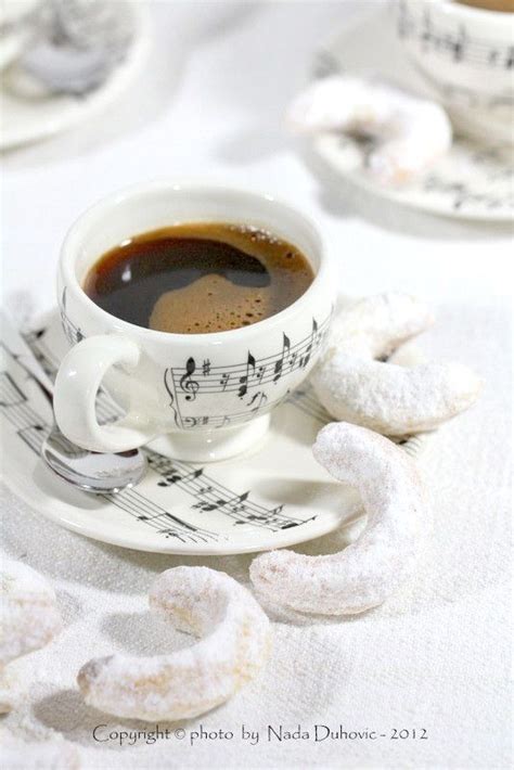 Ah - Morning Coffee Biscuits Recipes #get | Amantes del café, Flores y cafe, Hora del café