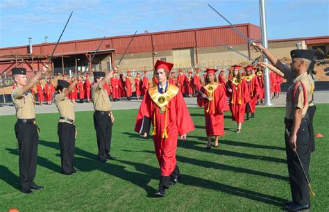 Lee County High graduates largest class ever | Luke Bryan | albanyherald.com