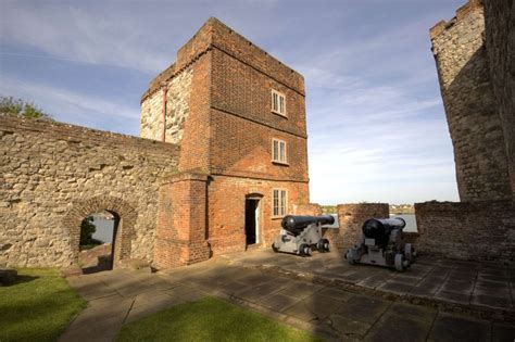 Upnor Castle (Upnor) - Visitor Information & Reviews