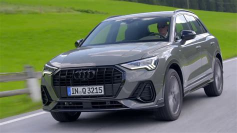 2018 Audi Q3 in Chronos grey Driving Video