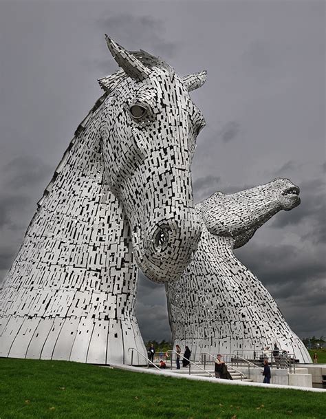 Visit the Kelpies in Falkirk from Edinburgh | Parliament House Hotel