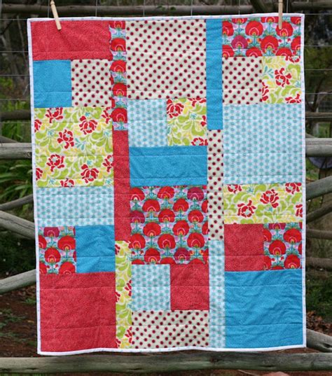 Kate Henderson Quilts: Easy Fat Quarter Quilt Pattern