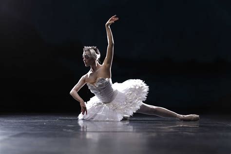 Lisa Macuja-Elizalde gets personal with Ballet Manila’s re-staging of Swan Lake – Ballet Manila