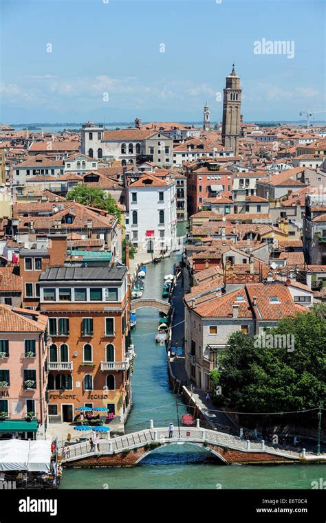 The canals and bridges of Venice, Italy Stock Photo - Alamy