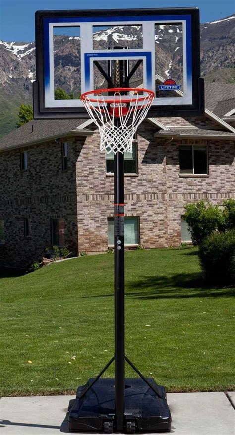 Lifetime 51550 Courtside Portable Basketball Hoop Review