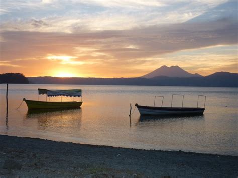 Lago de Ilopango al amanecer // Ilopango's Lake at sunrise | Color photography, El salvador, Lake