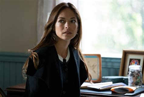 ‘Burden of Truth’ Season 4 Spoilers: Kristin Kreuk Interview | TVLine