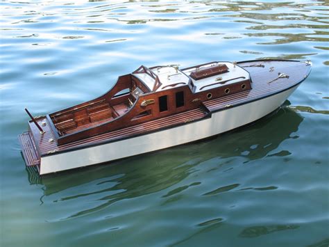 Model boat riva aquarama – Artofit