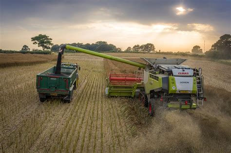 Harvesting OSR - Thoresby Farming